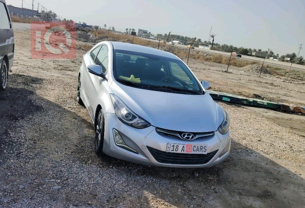 هیۆندای ئەلەنترا